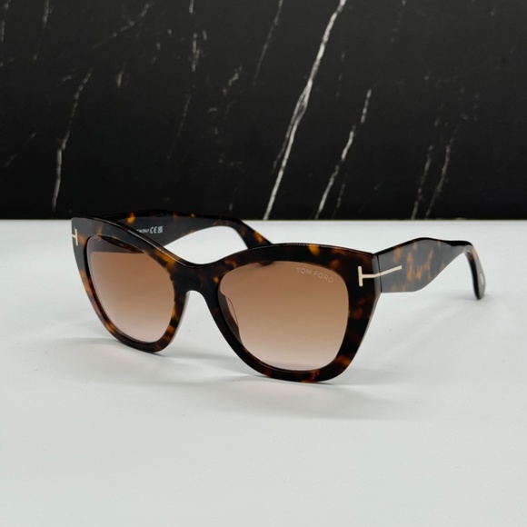 NEW TOM FORD FT0940/S 55F WOMEN CAT EYE SUNGLASSES TOM FORD CARA TF940 HAVANA main image 5
